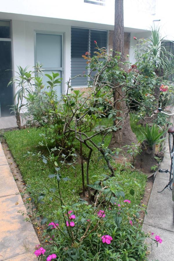 Super Precio Hotel Guatemala City Exterior foto
